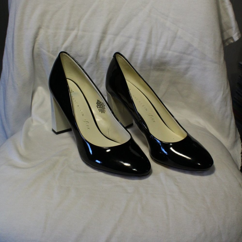 Anne Klein Black and White High Heels - Like New